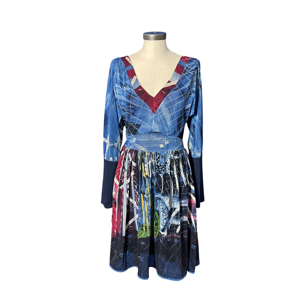 Save the Queen! Abstract Print V-Neck Mesh Long‎ Sleeve Dress Made in Italy